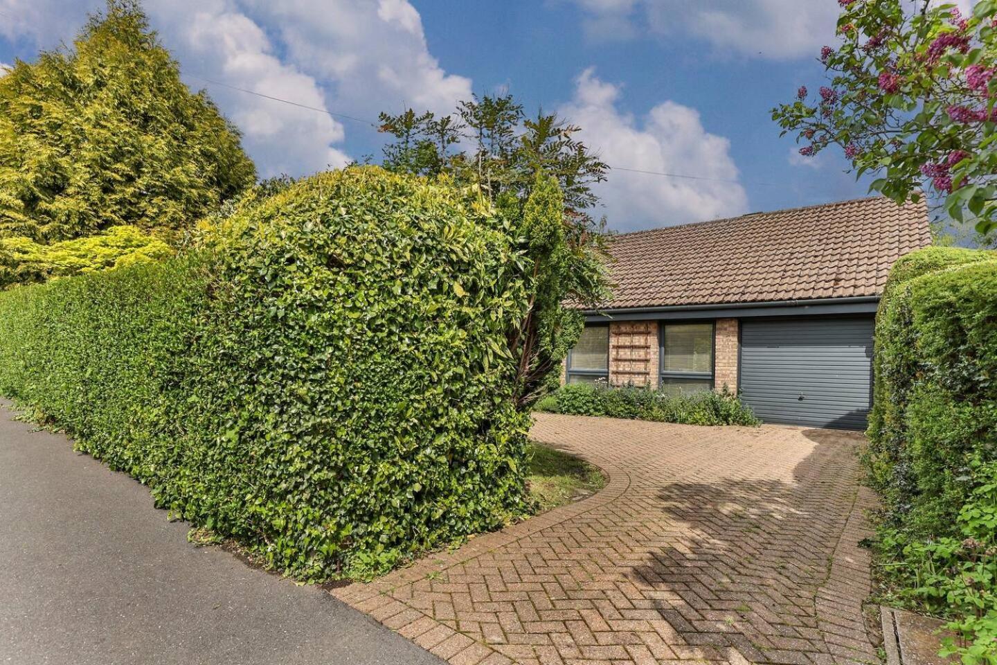 3 Bedroom Bungalow Close To Peak District With Garden Sheffield Exterior foto